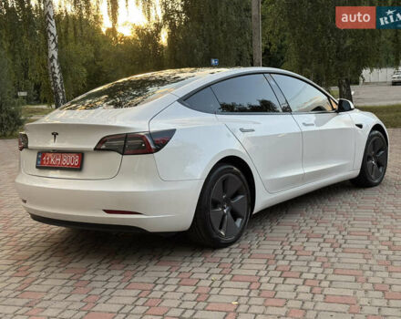 Білий Тесла Модель 3, об'ємом двигуна 0 л та пробігом 4 тис. км за 20999 $, фото 42 на Automoto.ua