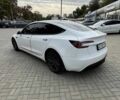 Білий Тесла Модель 3, об'ємом двигуна 0 л та пробігом 56 тис. км за 33500 $, фото 3 на Automoto.ua