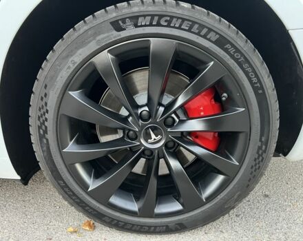 Белый Тесла Модель 3, объемом двигателя 0 л и пробегом 8 тыс. км за 28000 $, фото 7 на Automoto.ua