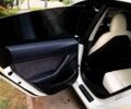 Білий Тесла Модель 3, об'ємом двигуна 0 л та пробігом 74 тис. км за 22900 $, фото 19 на Automoto.ua