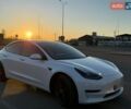 Белый Тесла Модель 3, объемом двигателя 0 л и пробегом 70 тыс. км за 20200 $, фото 7 на Automoto.ua
