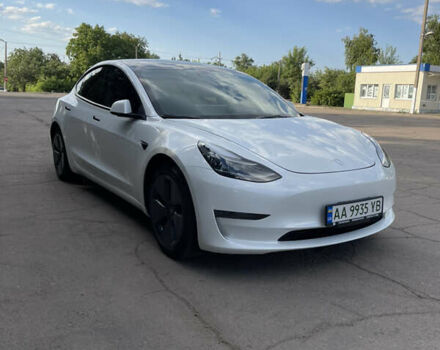 Белый Тесла Модель 3, объемом двигателя 0 л и пробегом 22 тыс. км за 25000 $, фото 2 на Automoto.ua