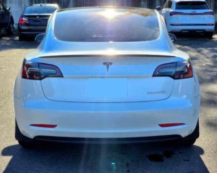 Белый Тесла Модель 3, объемом двигателя 0 л и пробегом 22 тыс. км за 16500 $, фото 6 на Automoto.ua