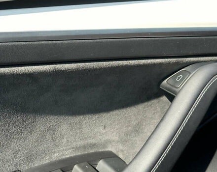 Білий Тесла Модель 3, об'ємом двигуна 0 л та пробігом 22 тис. км за 29006 $, фото 21 на Automoto.ua