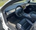 Белый Тесла Модель 3, объемом двигателя 0 л и пробегом 69 тыс. км за 25000 $, фото 2 на Automoto.ua