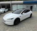 Білий Тесла Модель 3, об'ємом двигуна 0 л та пробігом 56 тис. км за 33500 $, фото 1 на Automoto.ua