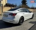 Білий Тесла Модель 3, об'ємом двигуна 0 л та пробігом 55 тис. км за 21000 $, фото 4 на Automoto.ua