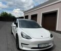 Белый Тесла Модель 3, объемом двигателя 0 л и пробегом 17 тыс. км за 24000 $, фото 2 на Automoto.ua