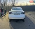 Белый Тесла Модель 3, объемом двигателя 0 л и пробегом 50 тыс. км за 20700 $, фото 9 на Automoto.ua