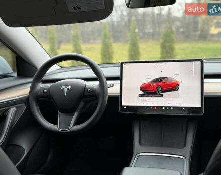 Білий Тесла Модель 3, об'ємом двигуна 0 л та пробігом 70 тис. км за 19999 $, фото 50 на Automoto.ua