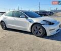 Білий Тесла Модель 3, об'ємом двигуна 0 л та пробігом 33 тис. км за 5000 $, фото 3 на Automoto.ua