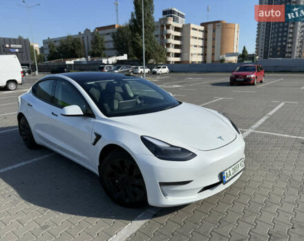 Белый Тесла Модель 3, объемом двигателя 0 л и пробегом 53 тыс. км за 22900 $, фото 1 на Automoto.ua