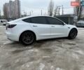 Білий Тесла Модель 3, об'ємом двигуна 0 л та пробігом 57 тис. км за 18800 $, фото 22 на Automoto.ua