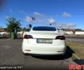 Білий Тесла Модель 3, об'ємом двигуна 0.32 л та пробігом 80 тис. км за 18000 $, фото 1 на Automoto.ua