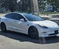 Тесла Модель 3 2023 в Киеве на Automoto.ua Белый Тесла Модель 3, объемом двигателя 0 л и пробегом 23 тыс. км за 9600 $, фото 1 на Automoto.ua