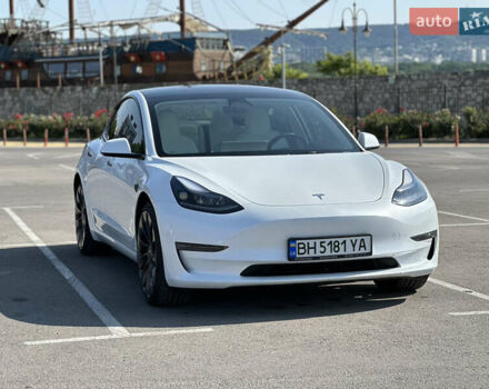Білий Тесла Модель 3, об'ємом двигуна 0 л та пробігом 22 тис. км за 29006 $, фото 10 на Automoto.ua