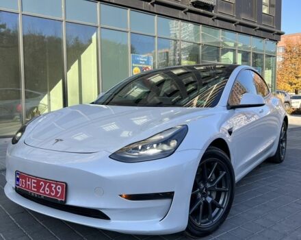 Білий Тесла Модель 3, об'ємом двигуна 0 л та пробігом 52 тис. км за 20300 $, фото 4 на Automoto.ua