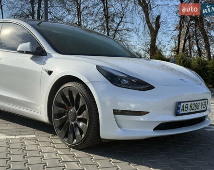 Білий Тесла Модель 3, об'ємом двигуна 0 л та пробігом 32 тис. км за 24000 $, фото 10 на Automoto.ua