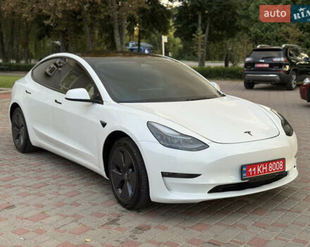 Білий Тесла Модель 3, об'ємом двигуна 0 л та пробігом 4 тис. км за 20999 $, фото 6 на Automoto.ua