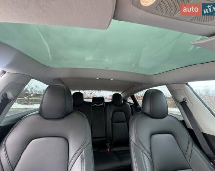 Белый Тесла Модель 3, объемом двигателя 0 л и пробегом 30 тыс. км за 22700 $, фото 45 на Automoto.ua