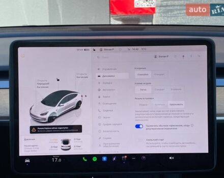 Белый Тесла Модель 3, объемом двигателя 0 л и пробегом 33 тыс. км за 22000 $, фото 17 на Automoto.ua