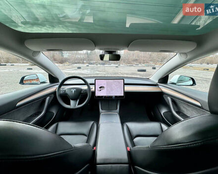 Білий Тесла Модель 3, об'ємом двигуна 0 л та пробігом 35 тис. км за 20000 $, фото 7 на Automoto.ua