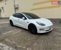 Белый Тесла Модель 3, объемом двигателя 0 л и пробегом 66 тыс. км за 26000 $, фото 2 на Automoto.ua