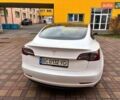 Білий Тесла Модель 3, об'ємом двигуна 0 л та пробігом 19 тис. км за 22500 $, фото 18 на Automoto.ua