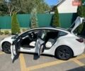 Білий Тесла Модель 3, об'ємом двигуна 0 л та пробігом 57 тис. км за 19499 $, фото 16 на Automoto.ua