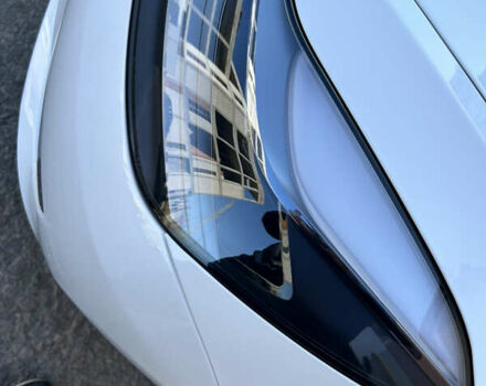 Білий Тесла Модель 3, об'ємом двигуна 0 л та пробігом 8 тис. км за 21500 $, фото 12 на Automoto.ua