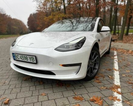 Белый Тесла Модель 3, объемом двигателя 0 л и пробегом 36 тыс. км за 23000 $, фото 4 на Automoto.ua