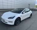 Белый Тесла Модель 3, объемом двигателя 0 л и пробегом 117 тыс. км за 17002 $, фото 1 на Automoto.ua