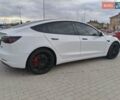 Белый Тесла Модель 3, объемом двигателя 0 л и пробегом 62 тыс. км за 21800 $, фото 8 на Automoto.ua