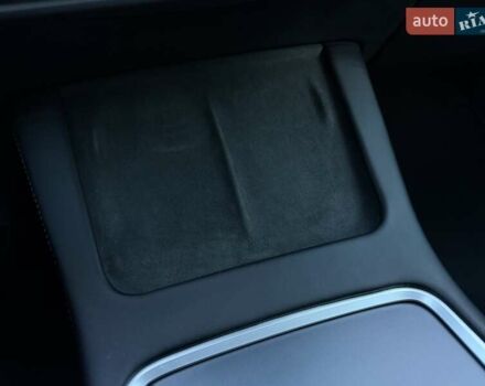 Білий Тесла Модель 3, об'ємом двигуна 0 л та пробігом 67 тис. км за 19999 $, фото 36 на Automoto.ua