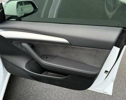 Белый Тесла Модель 3, объемом двигателя 0 л и пробегом 12 тыс. км за 21500 $, фото 11 на Automoto.ua