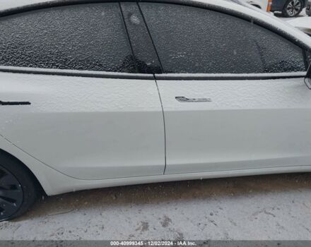 Белый Тесла Модель 3, объемом двигателя 0 л и пробегом 75 тыс. км за 19300 $, фото 6 на Automoto.ua