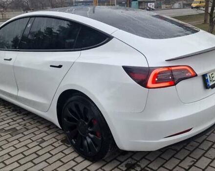 Белый Тесла Модель 3, объемом двигателя 0 л и пробегом 6 тыс. км за 30200 $, фото 5 на Automoto.ua