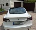 Белый Тесла Модель 3, объемом двигателя 0 л и пробегом 80 тыс. км за 22933 $, фото 5 на Automoto.ua