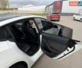 Белый Тесла Модель 3, объемом двигателя 0 л и пробегом 172 тыс. км за 18700 $, фото 2 на Automoto.ua