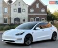 Білий Тесла Модель 3, об'ємом двигуна 0 л та пробігом 2 тис. км за 27700 $, фото 5 на Automoto.ua