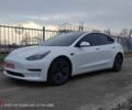 Белый Тесла Модель 3, объемом двигателя 0 л и пробегом 74 тыс. км за 412 $, фото 2 на Automoto.ua