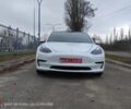 Белый Тесла Модель 3, объемом двигателя 0 л и пробегом 74 тыс. км за 412 $, фото 1 на Automoto.ua