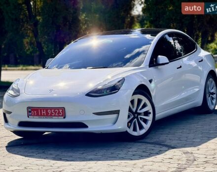 Білий Тесла Модель 3, об'ємом двигуна 0 л та пробігом 208 тис. км за 17800 $, фото 1 на Automoto.ua