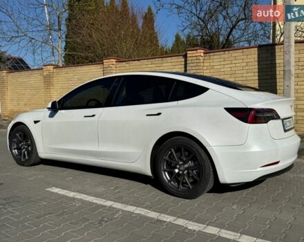 Білий Тесла Модель 3, об'ємом двигуна 0 л та пробігом 55 тис. км за 21000 $, фото 8 на Automoto.ua