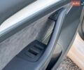Білий Тесла Модель 3, об'ємом двигуна 0 л та пробігом 5 тис. км за 23888 $, фото 35 на Automoto.ua