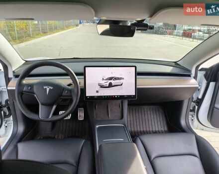 Белый Тесла Модель 3, объемом двигателя 0 л и пробегом 55 тыс. км за 23000 $, фото 19 на Automoto.ua