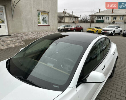 Білий Тесла Модель 3, об'ємом двигуна 0 л та пробігом 4 тис. км за 17500 $, фото 9 на Automoto.ua