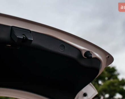 Белый Тесла Модель 3, объемом двигателя 0 л и пробегом 5 тыс. км за 27500 $, фото 19 на Automoto.ua