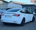 Белый Тесла Модель 3, объемом двигателя 0 л и пробегом 93 тыс. км за 18800 $, фото 4 на Automoto.ua