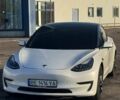 Белый Тесла Модель 3, объемом двигателя 0 л и пробегом 41 тыс. км за 24999 $, фото 9 на Automoto.ua